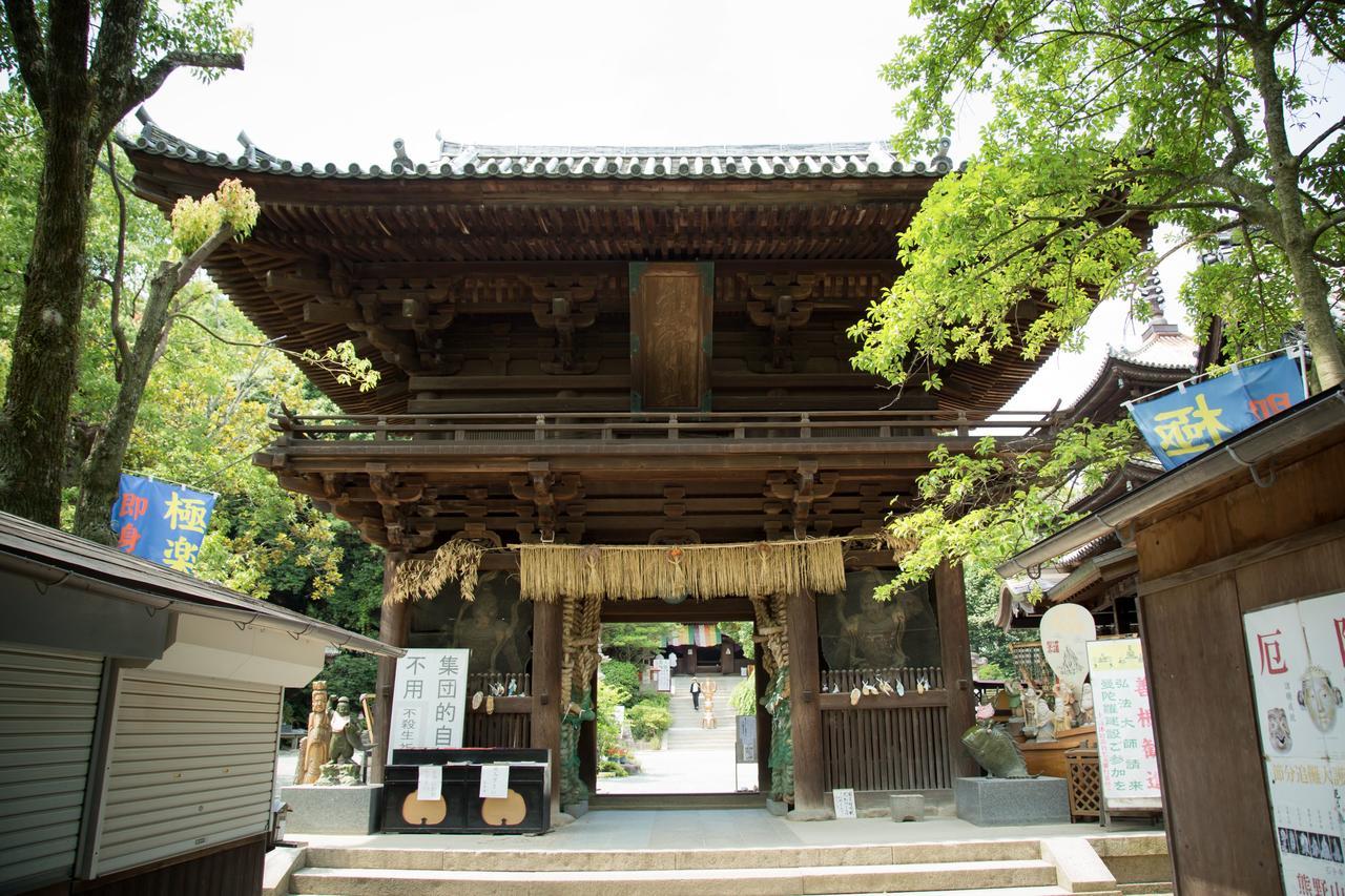Guest House Dougo-Yado Matsuyama  Exterior photo