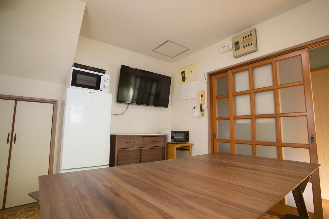Guest House Dougo-Yado Matsuyama  Exterior photo